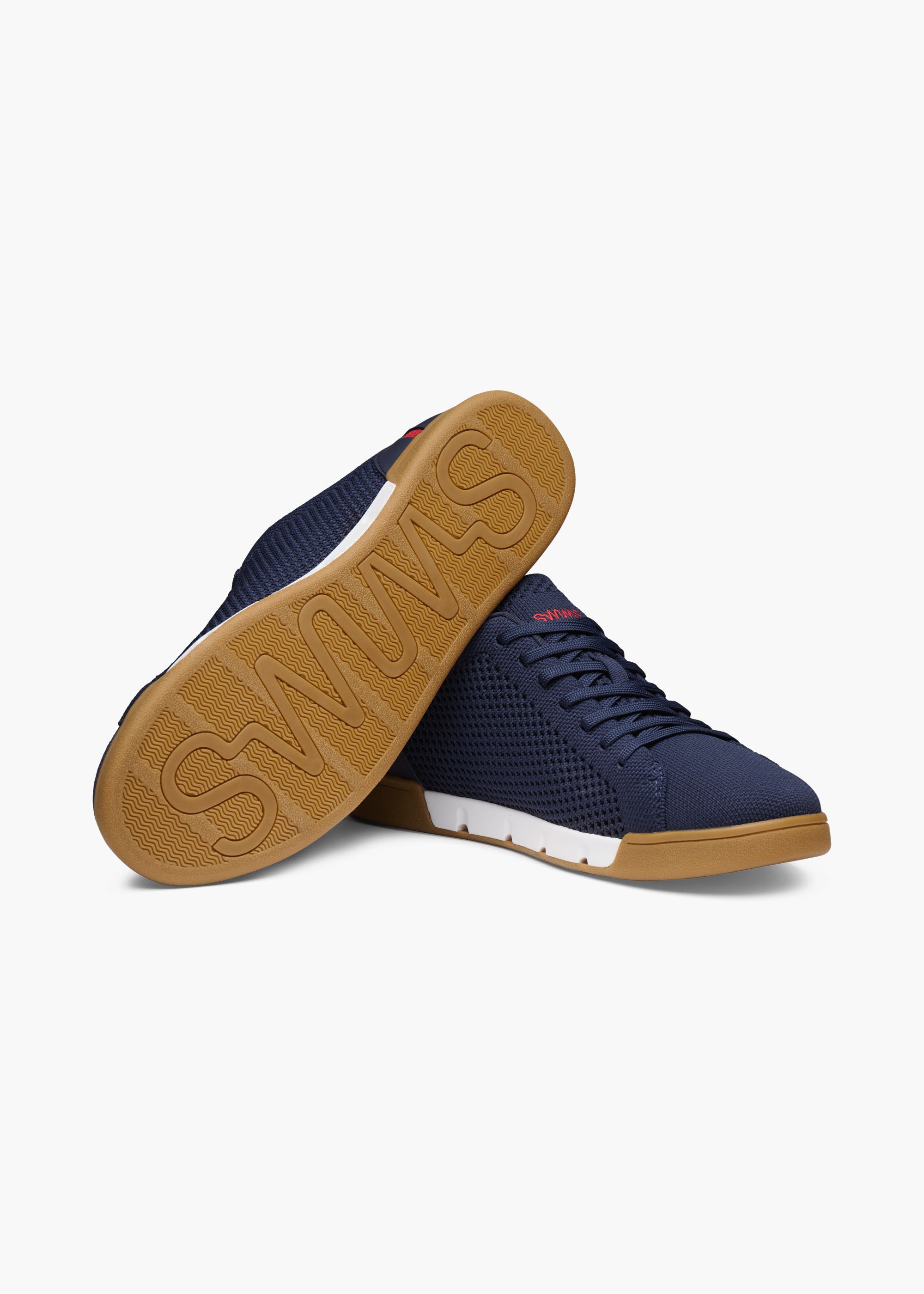 Breeze Tennis Knit - background::white,variant::Navy/Gum