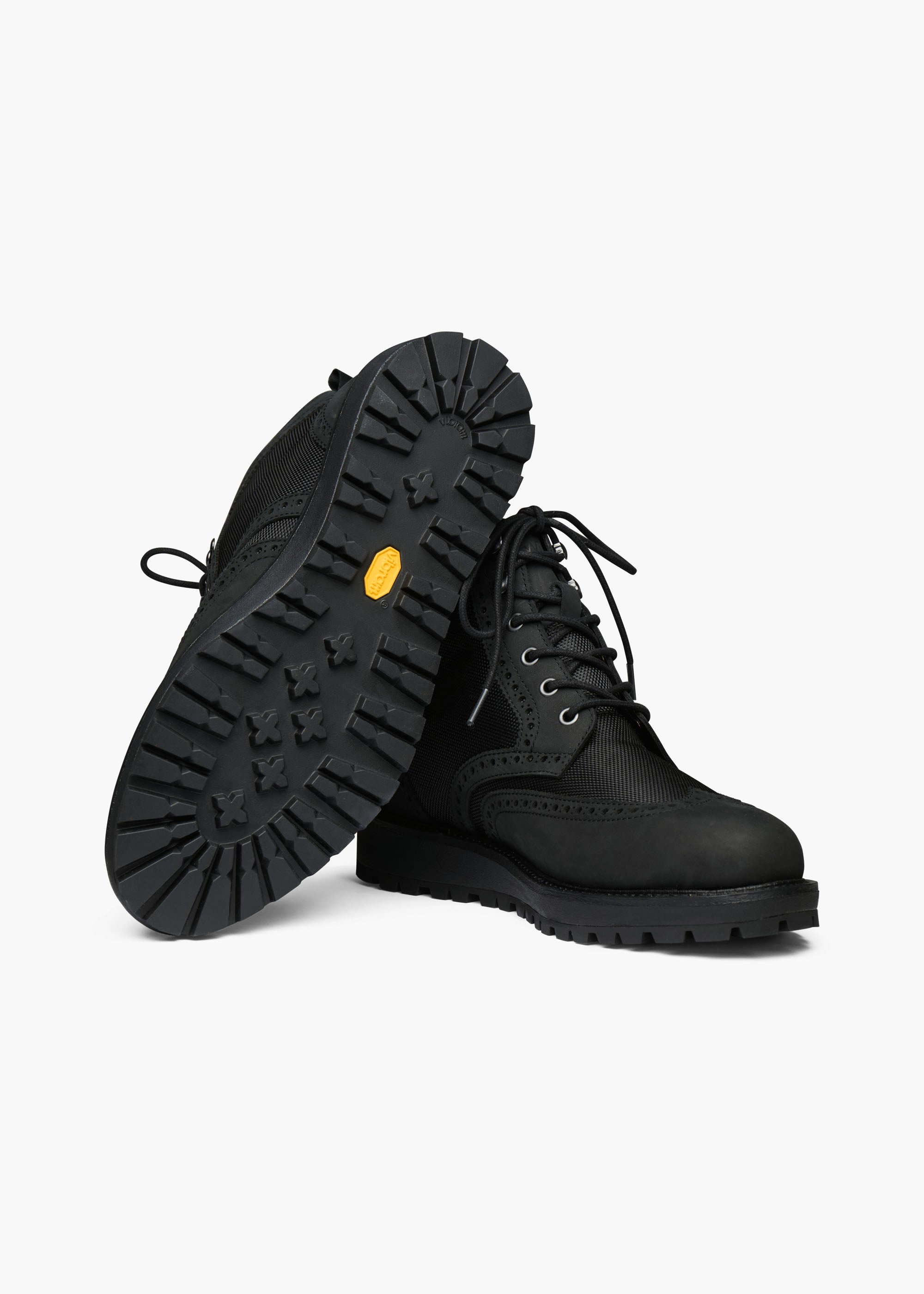 Vigo Boot - background::white,variant::Black
