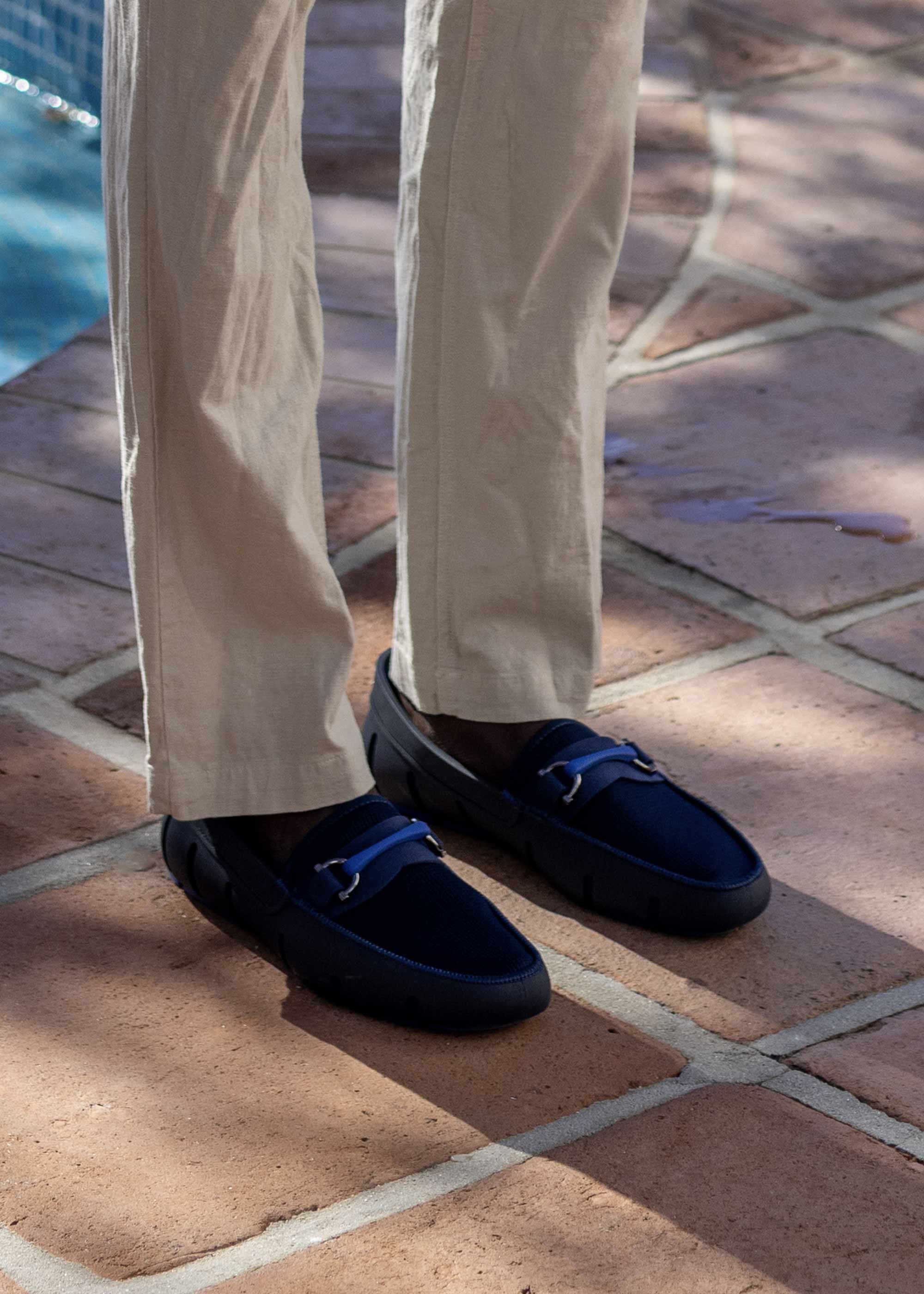 Sporty Bit Loafer - background::white,variant::Navy