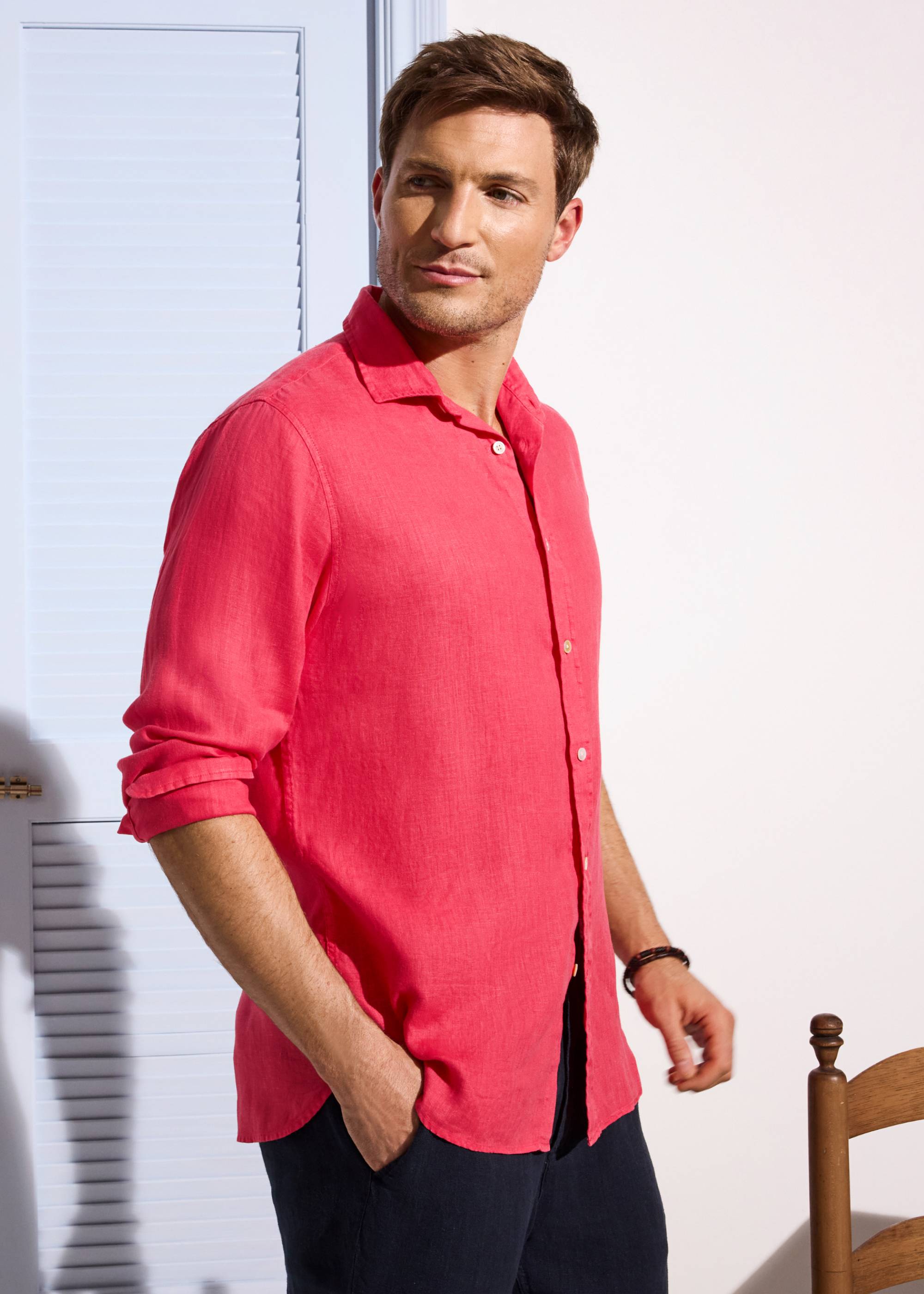 Amalfi Linen Shirt - background::white,variant::Bougainvillea