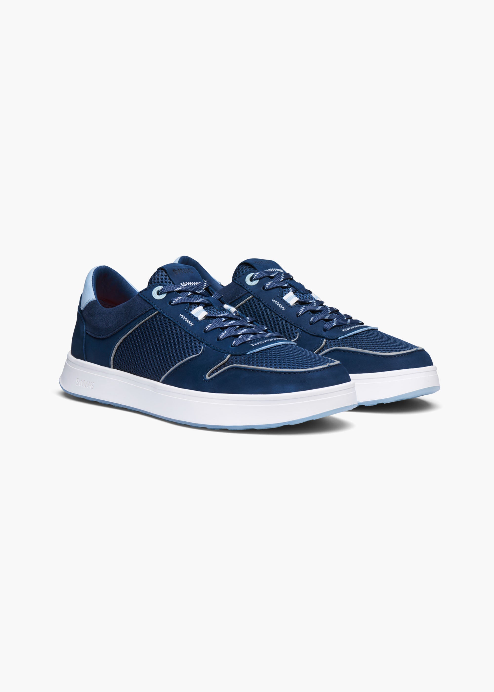 Strada Sneaker - background::white,variant::Navy